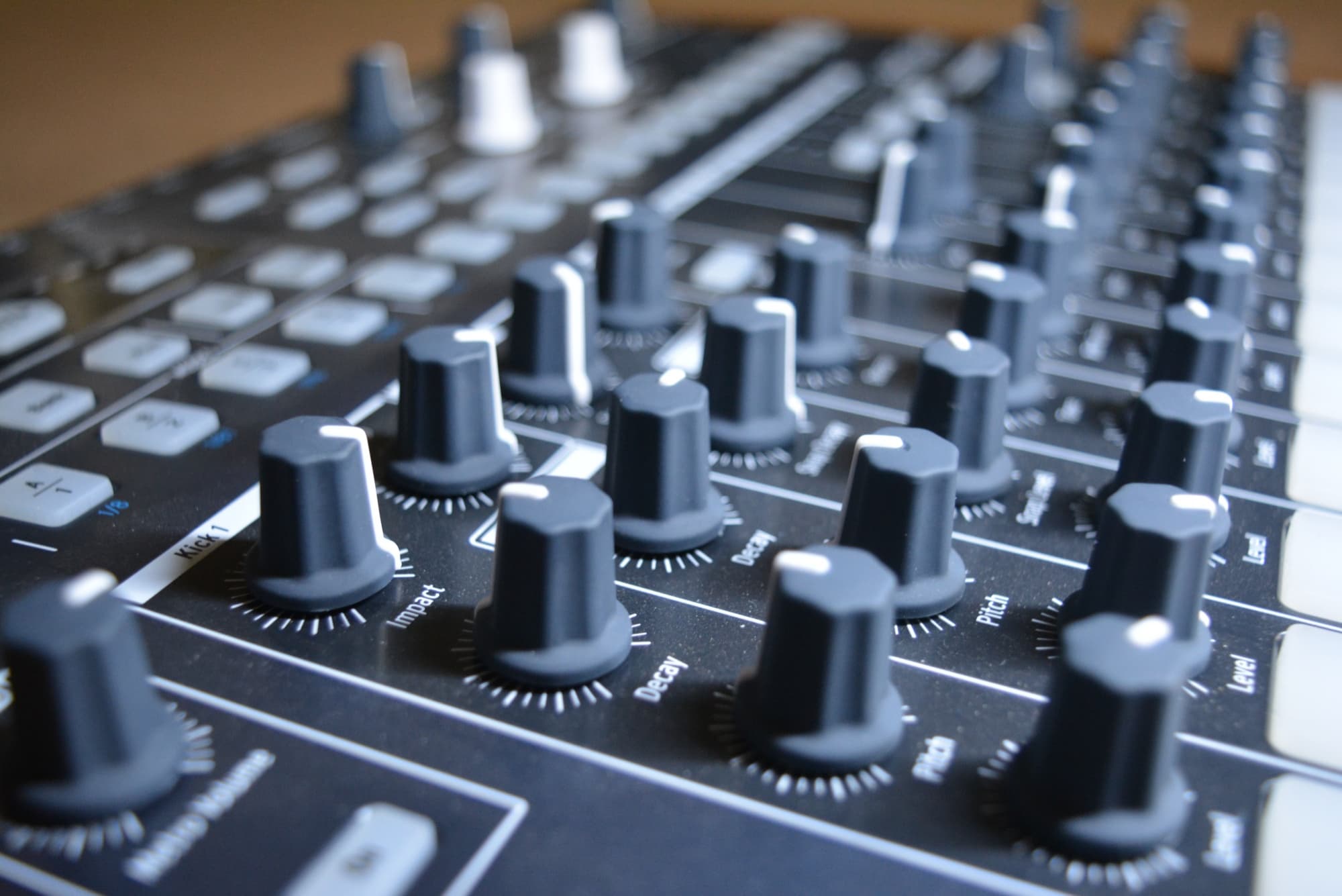 Hangos&iacute;t&aacute;s